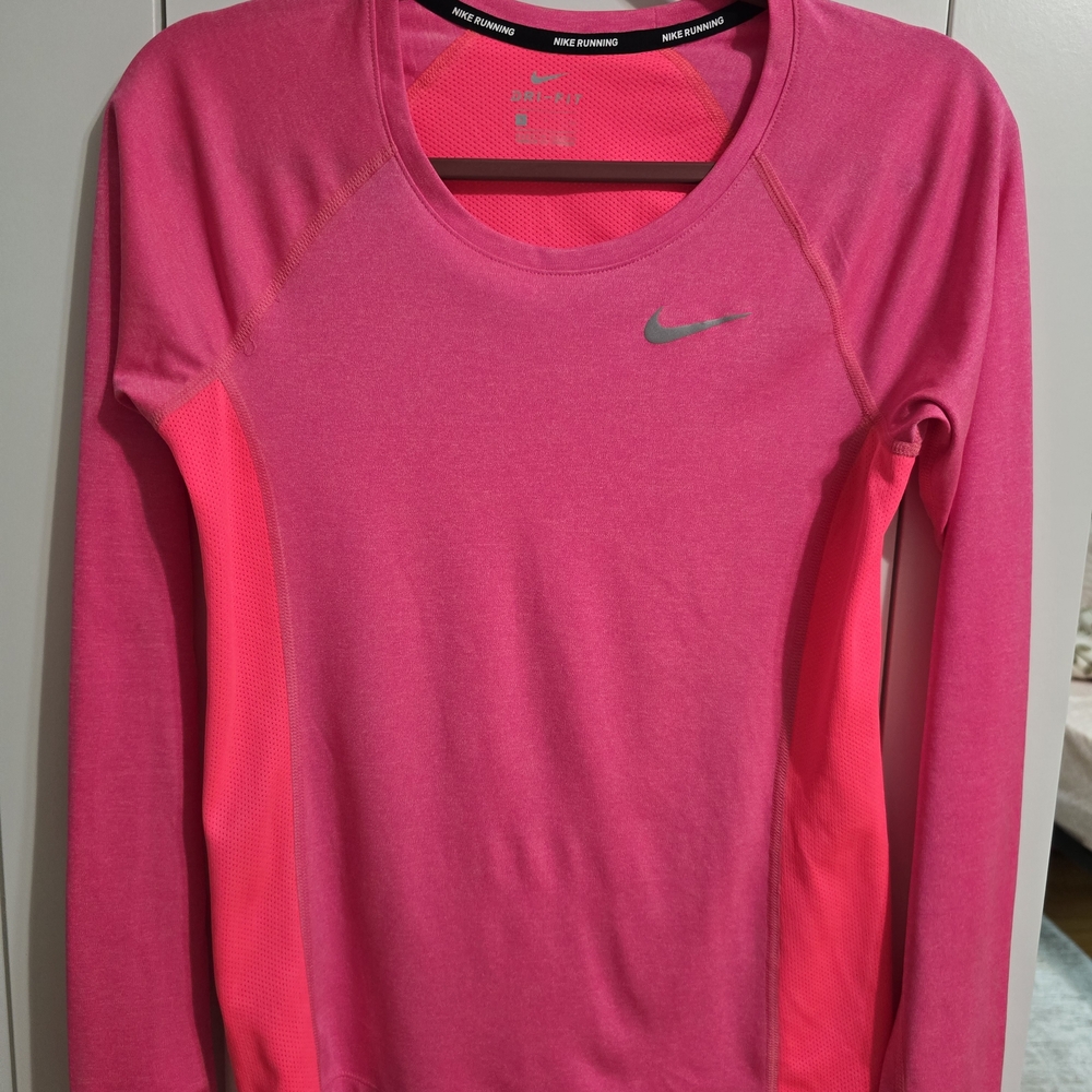 Nike Women's Pink Long Sleeve Top